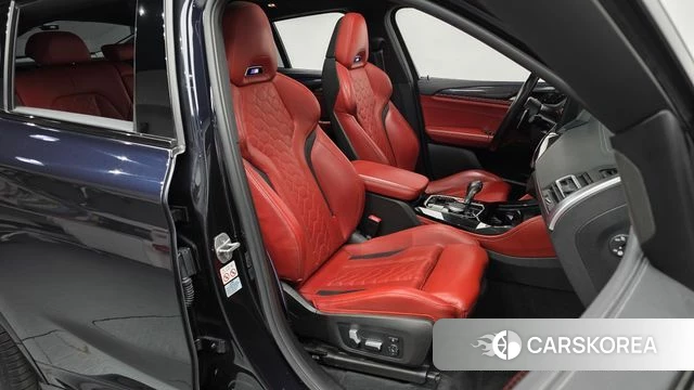 BMW X4M (G02) 2022 Черный из Кореи, фото 3