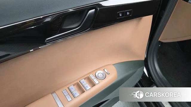 Hyundai Grandeur (GN7) id 4443125 из Кореи 3