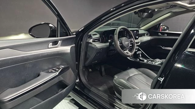 Kia K5 3rd generation 2022 Черный из Кореи, фото 3