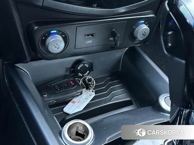 Ssangyong Tivoli Armor 2018 Белый из Кореи, фото 3