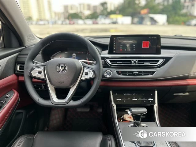 Chang'an CS75 2023 Темно-серый из Китая, фото 3