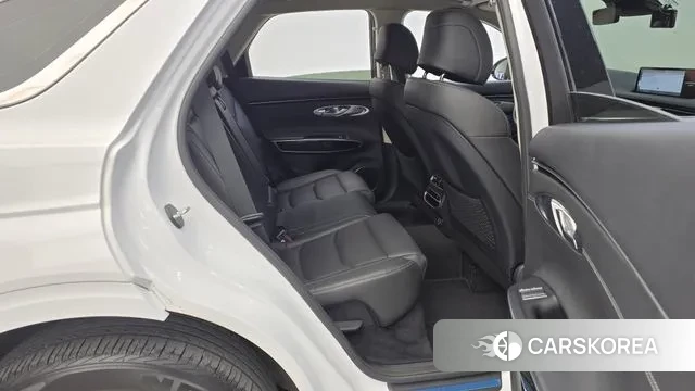 Genesis GV70 2021 Белый из Кореи, фото 3