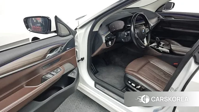 BMW 6 Series GT (G32) 2020 Белый из Кореи, фото 3