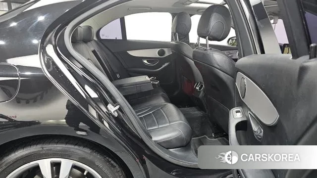 Mercedes-Benz C-Class W205 2018 Черный из Кореи, фото 3