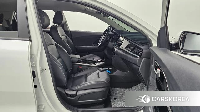 Kia Niro EV 2021 Белый из Кореи, фото 3