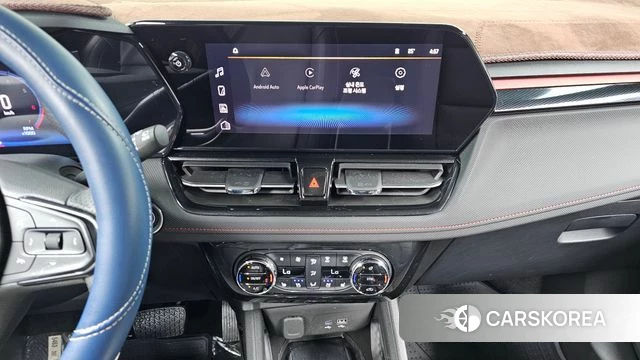 Chevrolet (GM Daewoo) The New Trail Blazer 2025 Черный из Кореи, фото 3