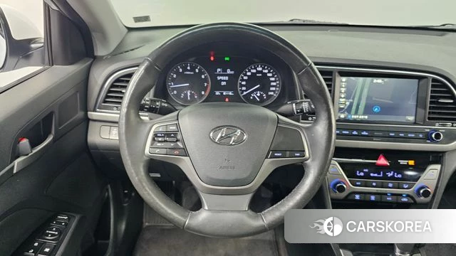 Hyundai Avante AD 2018 Белый из Кореи, фото 3