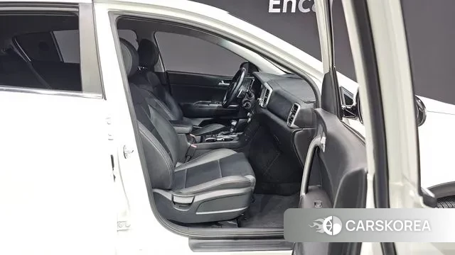 Kia Sportage The Bold 2019 Белый из Кореи, фото 3