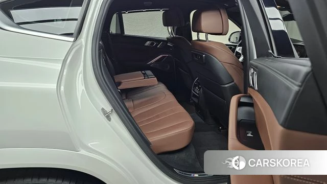 BMW X6 (G06) 2021 Белый из Кореи, фото 3