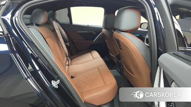 BMW 5 Series (G60) 2025 Синий из Кореи, фото 3