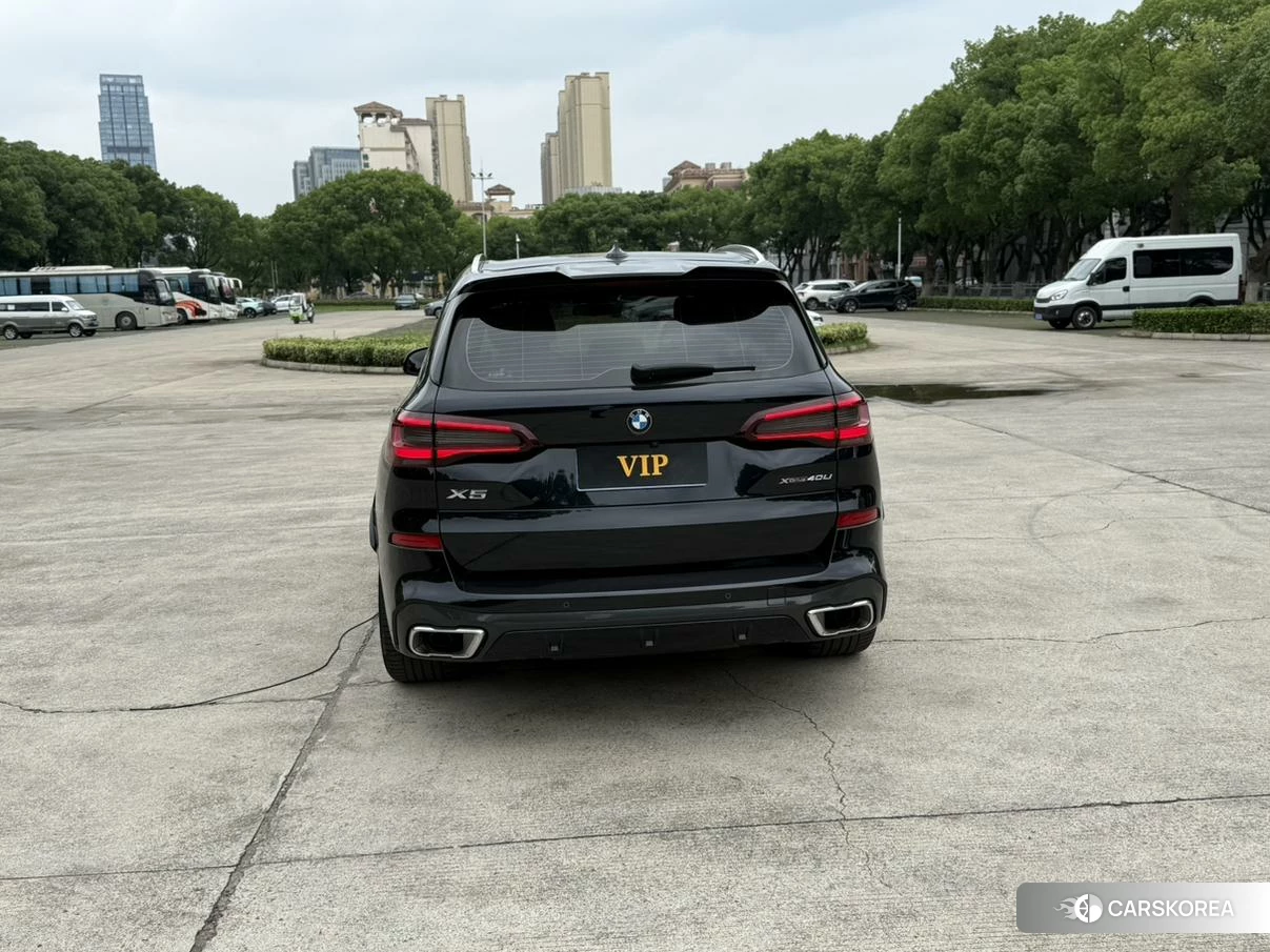 BMW X5 2022 Черный из Китая, фото 3