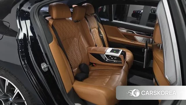 BMW 7 Series (G11) 2021 Черный из Кореи, фото 3