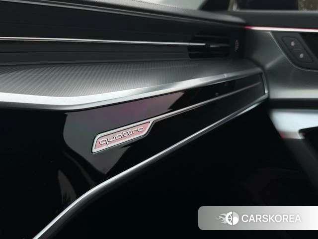 Audi A6L 2021 Черный из Китая, фото 3