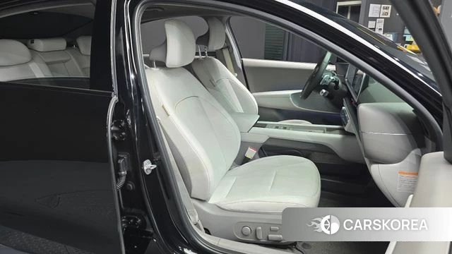Hyundai Ionic 6 2023 Черный из Кореи, фото 3