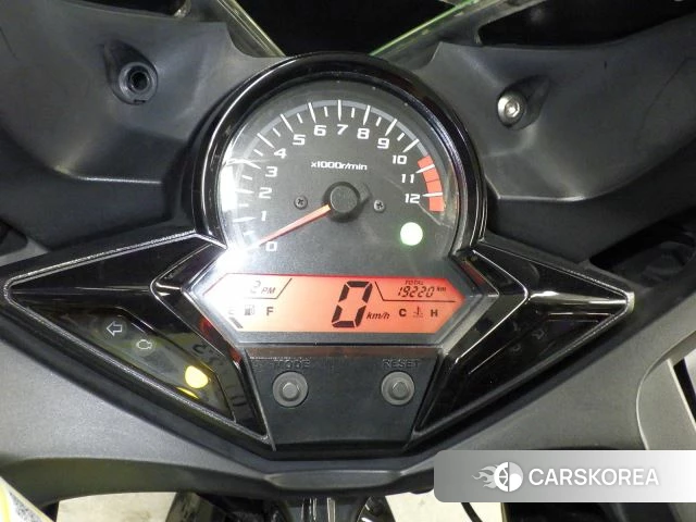 Проданный Honda CBR250R ABS id 4000530 из Японии, фото 3