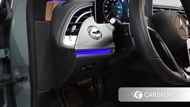 Mercedes-Benz E-Class W214 2025 Синий из Кореи, фото 3