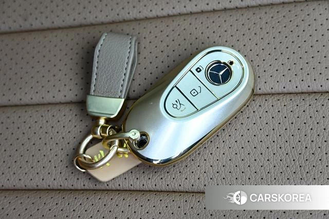 Mercedes-Benz E-class id 3983366 из Китая 3