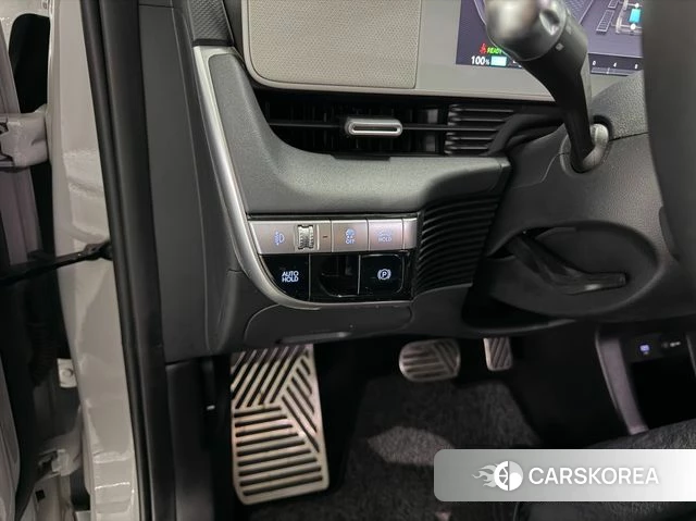 Hyundai Ionic 5 2021 Серебристо-серый из Кореи, фото 3