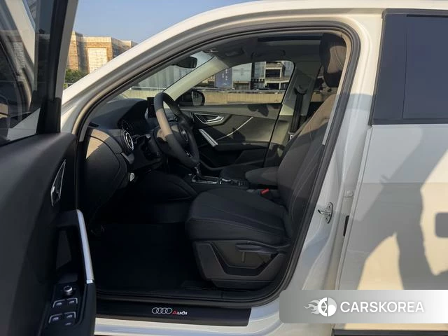 Audi Q2L 2021 Белый из Китая, фото 3
