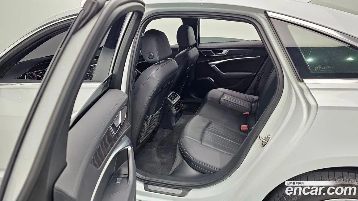 Audi A6 (C8) id 2056895 из Кореи 3