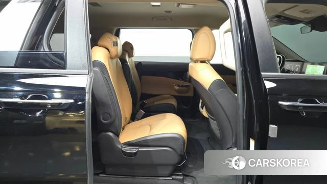 Kia Carnival 4th generation 2022 Черный из Кореи, фото 3