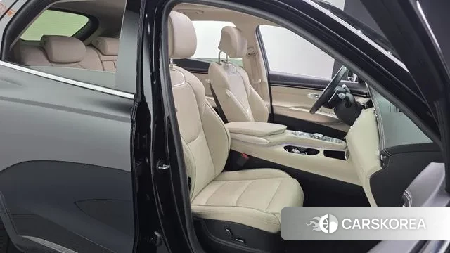 Genesis GV70 2021 Черный из Кореи, фото 3