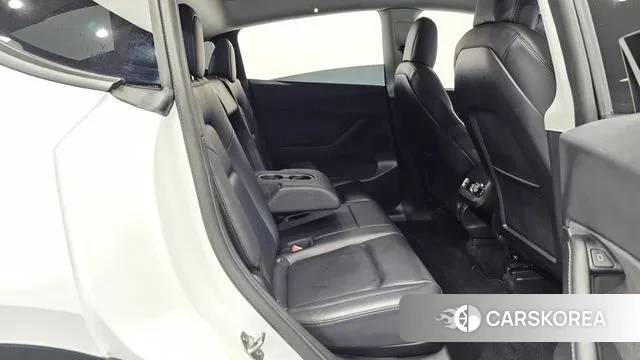 Tesla Model Y 2021 Белый из Кореи, фото 3