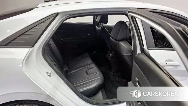 Hyundai Avante (CN7) 2021 Белый из Кореи, фото 3