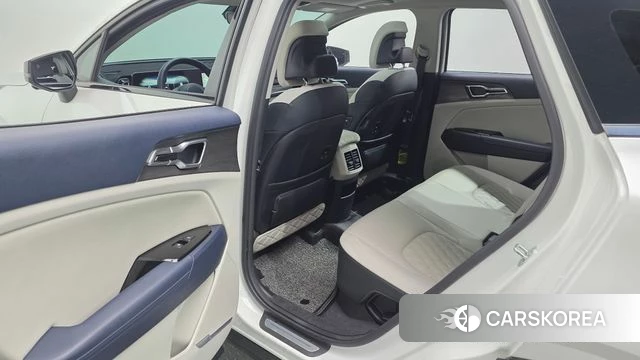 Kia Sportage 5th Generation Hybrid 2021 Белый из Кореи, фото 3