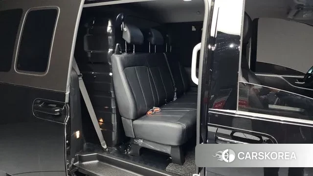 Hyundai Staria 2025 Черный из Кореи, фото 3