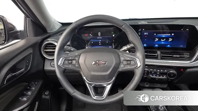 Chevrolet (GM Daewoo) Trax Crossover 2023 Черный из Кореи, фото 3