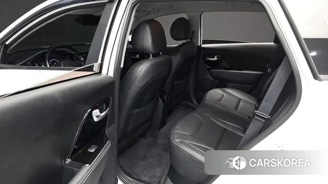 Kia Niro EV 2021 Белый из Кореи, фото 3