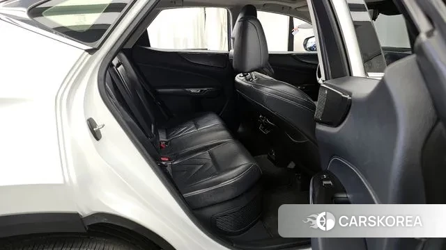 Lexus NX350h Second generation 2023 Белый из Кореи, фото 3