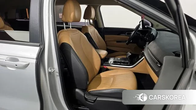 Kia Carnival 4th generation 2022 Серебристо-серый из Кореи, фото 3