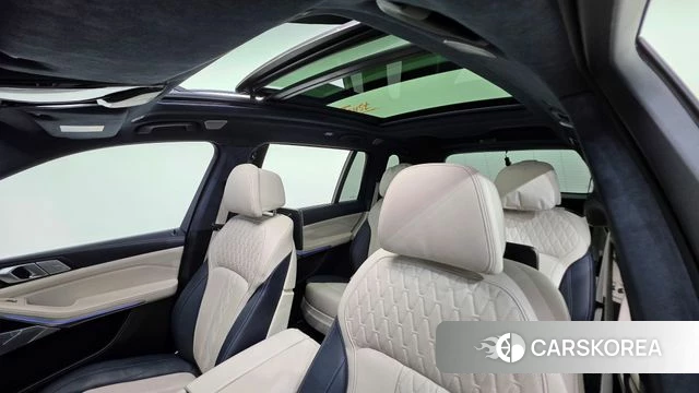 BMW X7 (G07) 2022 Серый из Кореи, фото 3