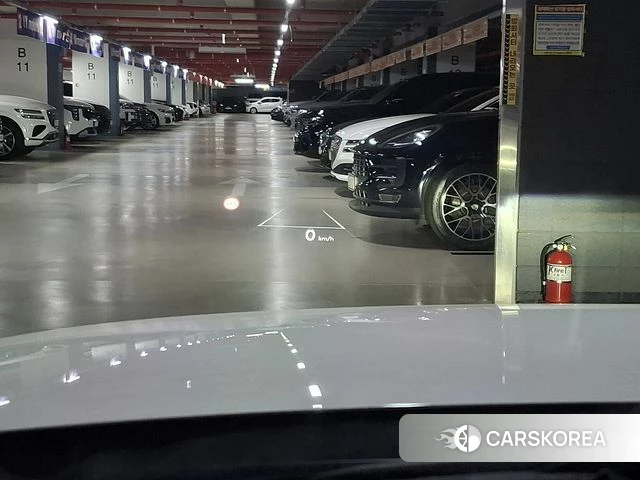 Hyundai Grandeur Hybrid (GN7) 2023 Белый из Кореи, фото 3
