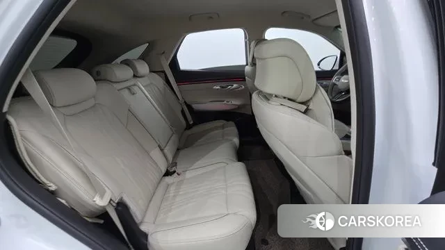 Genesis GV70 2025 Белый из Кореи, фото 3