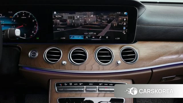 Mercedes-Benz E-Class W213 2023 Черный из Кореи, фото 3