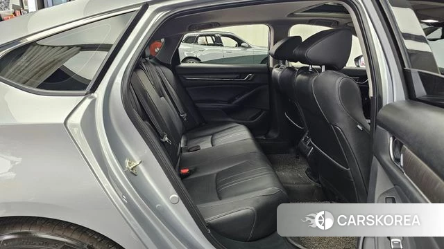 Honda Accord 10th Generation 2019 Серебряный из Кореи, фото 3