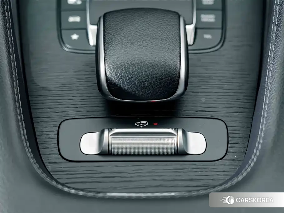 Mercedes-Benz GLE (imported) 2023 Silver/gray из Китая, фото 3