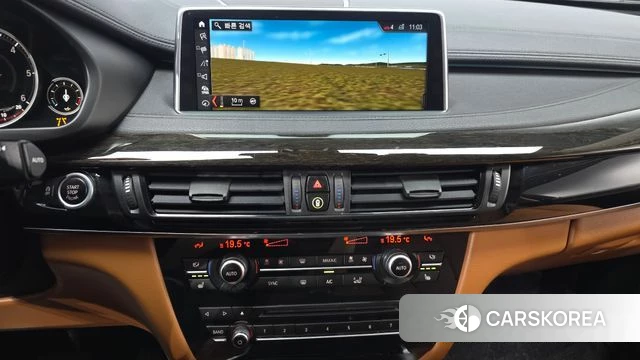 BMW X6 (F16) 2018 Черный из Кореи, фото 3