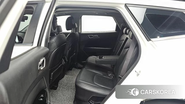 Kia Sportage 5th Generation Hybrid 2022 Белый из Кореи, фото 3