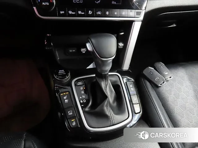 Kia Seltos 2019 Белый из Кореи, фото 3