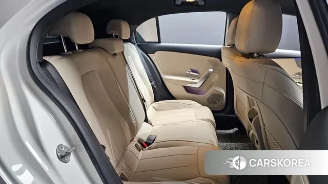 Mercedes-Benz A-Class W177 2021 Белый из Кореи, фото 3