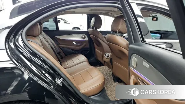 Mercedes-Benz E-Class W213 2019 Черный из Кореи, фото 3