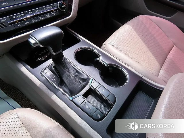 Kia The New Carnival 2018 Белый из Кореи, фото 3