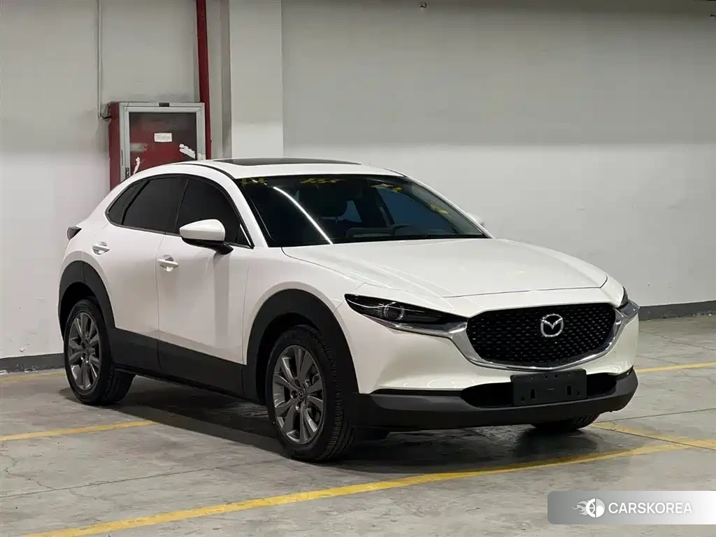 Mazda CX-30 2022 Белый из Китая, фото 3
