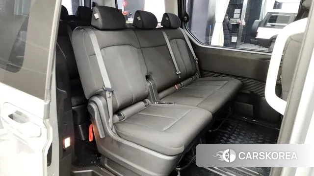 Hyundai Staria 2021 Серебряный из Кореи, фото 3