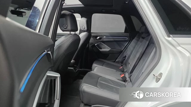 Audi Q3 (F3) 2020 Белый из Кореи, фото 3