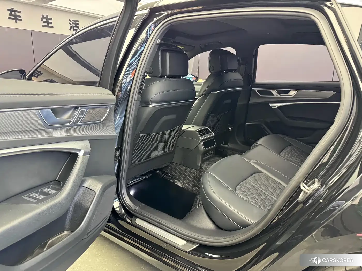 Audi A6L 2025 Черный из Китая, фото 3